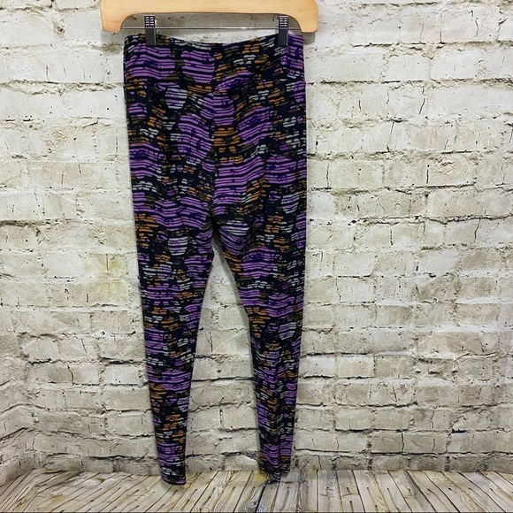Lularoe Black Purple Floral Print Leggings - Picture 3 of 5